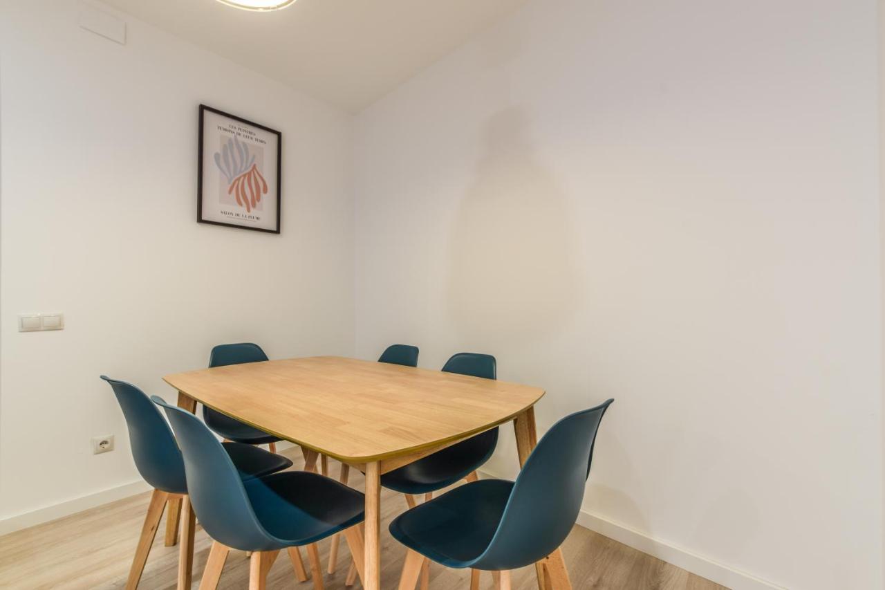 Apartamentos En Madrid Rio エクステリア 写真