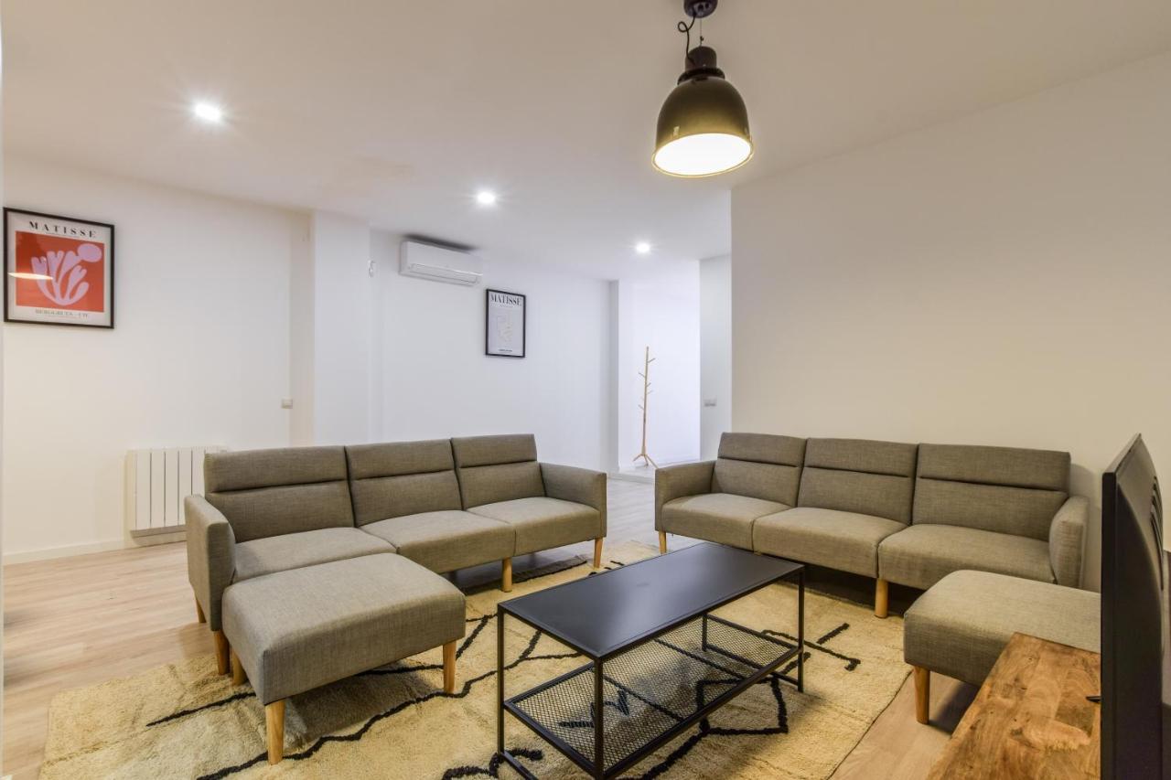 Apartamentos En Madrid Rio エクステリア 写真